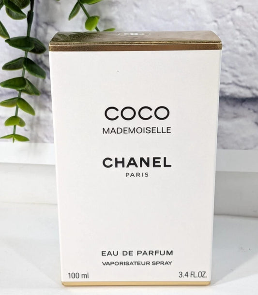 CHANEL Coco Mademoiselle
Coco Mademoiselle Eau de Parfum
Coco Mademoiselle EDP 100ml
CHANEL perfume for women
CHANEL women's perfume
Coco Mademoiselle 3.4 oz
Coco Mademoiselle 100ml
CHANEL Coco Mademoiselle spray
luxury women's fragrance
designer perfume for women
women's Eau de Parfum
CHANEL fragrance 100ml