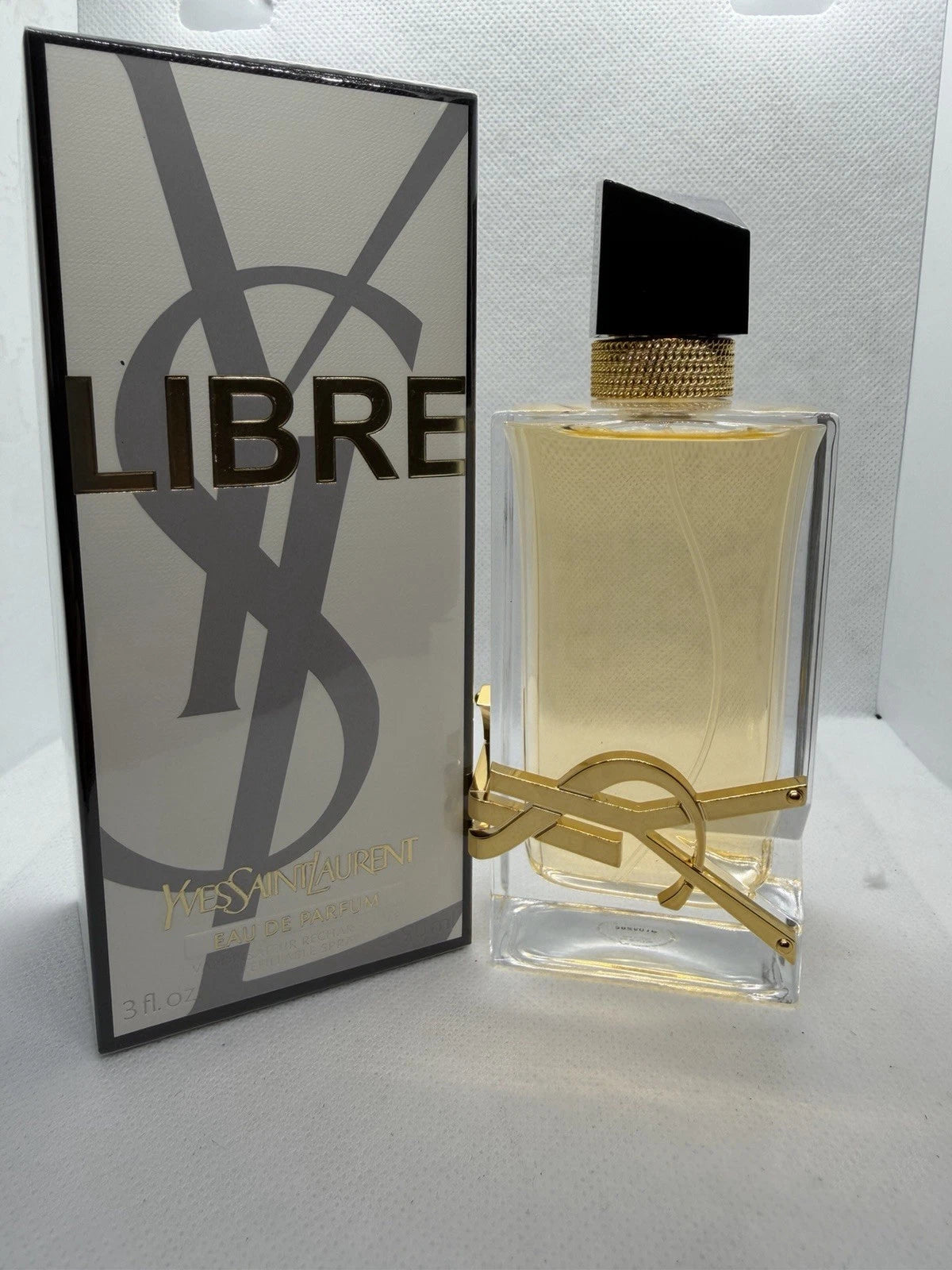 Yves Saint Laurent Libre Eau de Parfum Spray 3.0 oz / 90ml for Women